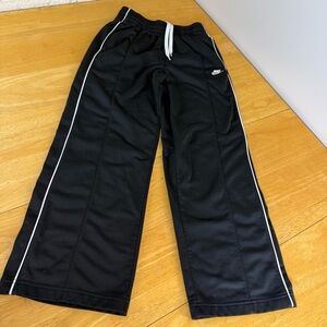 Nike Pull On Cotton Sweatpants Elastic Comfy Youth Boys Size M 10/12